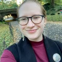 Amanda Hiller's Instagram, Twitter & Facebook