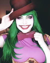 Joker and Batgirl mashup cosplay at Comicpalooza