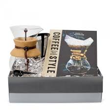 Geschenkset Coffee Style Das Geschenk Set Enthalt Gleich Zwei Sehr Ansprechende Und Nutzliche Produkte Sowohl Das Buc Kaffee Set Kaffeezubereiter Geschenke