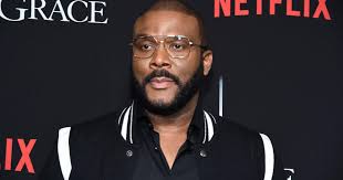 Tyler Perry is Hollywood's newest billionaire, Forbes says - CBS News
