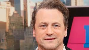 David Moscow Tells All About His Show From Scratch