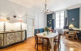 Epingle Par Barnes Lyon Evian Sur Biens Vendus Barnes Appartement Luxe Appartement Achat Immobilier