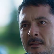 Alejandro Ferrer regresa y no parará hasta capturar a su hermana.  #EnemigoIntimo2 Pronto por @telemundo #EIAlejandro