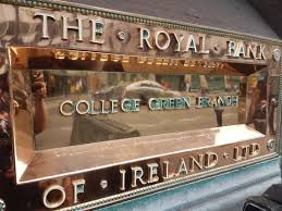 Bank securely with allied irish bank (gb) day and night. Luxury Bar And Old School Service Picture Of The Bank On College Green Dublin Tripadvisor