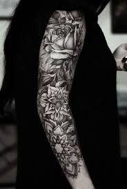 Wonderful Looking Floral Sleeve Tattoo The Sleeves Are Adorned With Various Flowers As It Creates Floral Tattoo Sleeve Sleeve Tattoos For Women Sleeve Tattoos