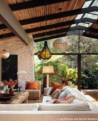 Dach Z Szyba Originally Designed By Cliff May In 1956 The Oakmont Residence Exemplifies California Mid Century Modern House Modern House Design House Design