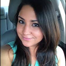 Amanda Senteno's Instagram, Twitter & Facebook