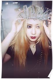 Trong loạt ảnh mới đăng tải trên mạng xã hội cá nhân instagram của mình, krystal, solar (mamamoo), lisa ( blackpink ) tự tin khoe nhan sắc . Krystal Poster By Jloving8 In 2021 Krystal Jung Fashion Krystal Jung Krystal Fx