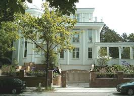 A view of the havel and grunewald fit for an emperor. Villa In Berlin Grunewald Klassisch Hauser Berlin Von Architekt Werner Kless Houzz