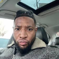 Eat That Bussy in the Hideaway