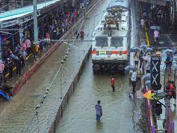 You are viewing the weather forecast in mumbai city. Weather Forecast For July 12 Moderate Showers To Continue In Mumbai Oneindia News