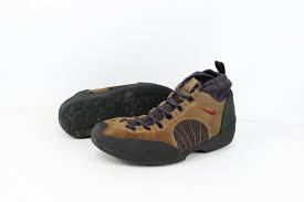 90s Nike Air Acg Half Dome Hiking Trail Mountain Shoes Brown Etsy Nike Acg Nike Acg Boots Leather Hiking Boots