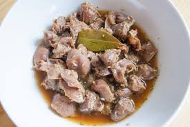 Slice onion, garlic and set aside. How To Bake Chicken Gizzards