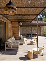 50 Gardens And Terraces That Make The House A Summer Beauty Http Www Designrulz Com Design 2013 07 50 Gardens And Terraces That Pergola Patio Patio Pergola