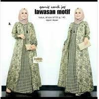 Masih gamis kombinasi polos dan motif batik yang dipilih, karena modelnya unik dan sangat terlihat modern. Daftar Harga Atasan Kombinasi Batik Cantik Bulan Juli 2021