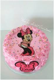 1st Cartoon Character Birthday Cake Images Minnie Mouse Cake Minnie Mouse Cake Cake Character Cakes