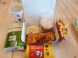 Aku dah makan dah ayam goreng mcd extra spicy 3x pedas tu. Mcdonald S Malaysia Introduces New Returning Items For Ramadan Hype Malaysia