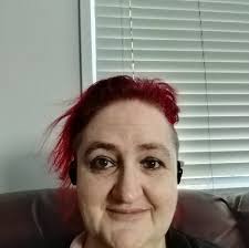 That is such a source of comfort, just to be heard by another woman without  judgment... with just love." Kathryn Hahn discusses female friendship with  Amy Poehler Tag your girl gang 💖 @