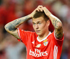 Who plays for benfica as defender. Manchester United Transfer News Jorge Mendes And Benfica President Fly To Manchester To Complete Transfer Of Victor Lindelof