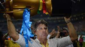 Campeonato gaucho 2021 standings page in football/brazil section provides campeonato gaucho standings, averall/home/away and over/under tables. Trofeu Invicto Apos 54 Anos 1Âª De Renato Gaucho Contra O Inter E Mais As Curiosidades Do Gremio Campeao Gaucho