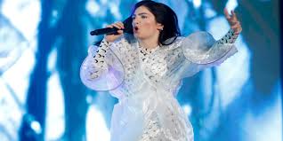 Phoebe bridgers features in lorde's latest single. Lorde Shares Music Update 3 Years After Last Album Melodrama