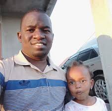 Tanzagiza:: By Melisa GS Mdude Nyagali alipokamatwa alipigwa sana akiulizwa  mmiliki wa "Tanzagiza" ni nani? Aliposema hamjui alipigwa zaidi. Kamanda  wetu aliyekamatwa Arusha baada ya kupekua simu zake na Computer yake, swali