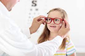 When You Should Take Your Child To The Eye Doctor