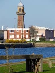 Inaugurée en 1911, cette cloche a servi jusqu'en 1954. Tour Des Dockers Le Havre Aktuelle 2021 Lohnt Es Sich Mit Fotos