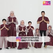 Tidak hanya itu, berbagai model dan desain baju couple pun menjadi populer dikalangan masyarakat sekarang ini. Baju Couple Keluarga Baju Couple Muslim Baju Muslim Couple Photos Facebook