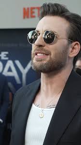 Chris Evans, ana de Armas and Ryan gosling at Grey Man Premiere ,  #chrisevans #actor #hollywood