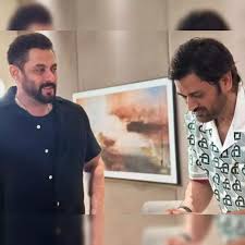 Mahendra Singh Dhoni turns 43: Salman Khan attends his birthday bash, video  goes viral - The Economic Times