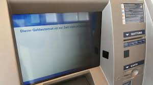 Geldautomaten In Berlin Geht Der Hauptstadt Bald Das Bargeld Aus