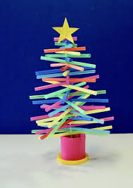 How To Make A Plastic Straw Christmas Tree Recycled Christmas Decorations Recycled Christmas Tree Christmas Tree Crafts