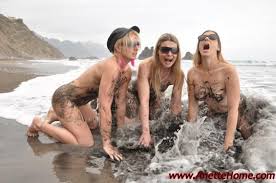 The network decided to end the show after season 2. Filles Nues A La Plage Ici En Photos Sur Site De Couple Amateur