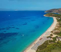 Located on the southern end of the hotel zone, the resort has both ocean and lagoon. All Inclusive Club Vacances En Sardaigne Italie Bluserena