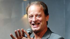 Comeback von Hausmeister Krause: Tom Gerhardt kehrt mit Kultfigur zurück  auf die Bühne