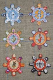 Maison Sajou Thread Winders Louviers Available From Australian Needle Arts To View Details Please Click On Http Ww Embroidery Supplies Needle Arts Cards