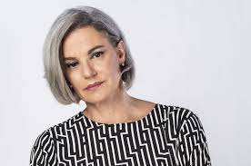 Romanian actress who became known for her role as mary, mother of jesus in the film the passion. Eveliza Tumisma