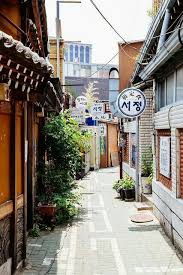 Ada ragam tema wallpaper yang tersedia disini, seperti wallpaper pemandangan, anime, android, desktop, abstract, 3d, mobil, motor, bunga, game, kartun dan wallpaper keren lainnya. Pin Oleh Jmjkt Di Sá´„á´‡É´á´‡Ê€Ê Latar Belakang Pemandangan Kota Foto Wisata