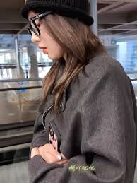 Cheng Xiao at The Airport