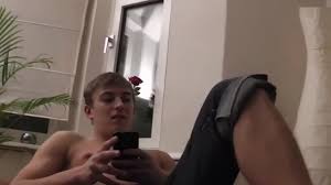 Bad Masters: Licking The master foot - ThisVid.com