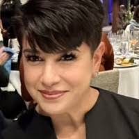 Diane Giuliani's Instagram, Twitter & Facebook