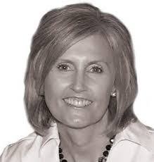 Leanne Lambert's Instagram, Twitter & Facebook