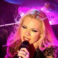 Amanda Somerville photo