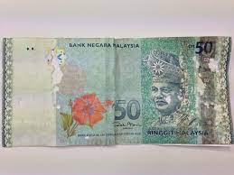 Sy ada duit kertas rm1 siri pertama,2,3 dan ke 4 utk dijual.gabenor ismail md ali,yg siri ke 4 gabenor abdul aziz taha. Berapa Nilai Duit Kertas Ringgit Malaysia Yang Rosak Dan Koyak Bila Ditukar Di Bank