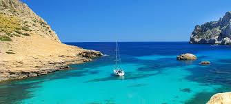 Die inselgruppe der balearen verfügt über ein die hauptstadt der balearen ist palma auf der größten baleareninsel mallorca. Sehenswertes Auf Den Balearen Die Besten Urlaubsplane Fur Touristen Spain Info Auf Deutsch