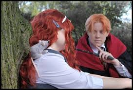 Decembar 1972.) je fiktivni lik iz serije romana o harry potteru. Charlie Weasley Harry Potter Series Cosplay By Ashford Cosplay Com