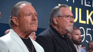 WWE Smackdown Spoilers] 10 bell salute to Hulk Hogan : r/SquaredCircle