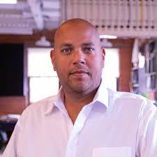 Mark Herter's Instagram, Twitter & Facebook