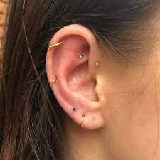 Kanpatha On Instagram Pierced And Upgraded This Yg Curation With Yg Rings And Black White Diam Rook Piercing Jewelry Faux Rook Piercing Triple Lobe Piercing
